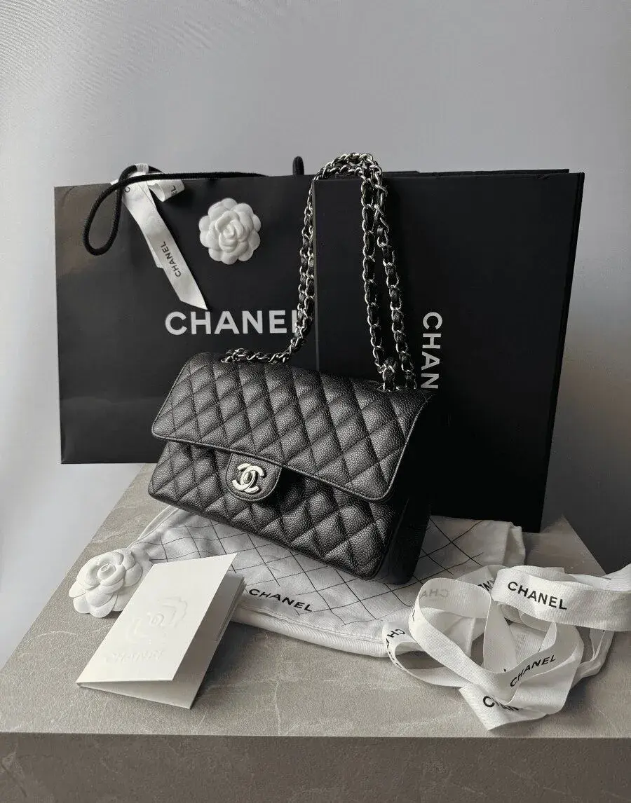 Originál 10.300€ Chanel Medium Classic Flap kabelka taška