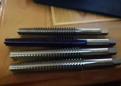 Trápez zavitnik Tr12x3 aj lavy