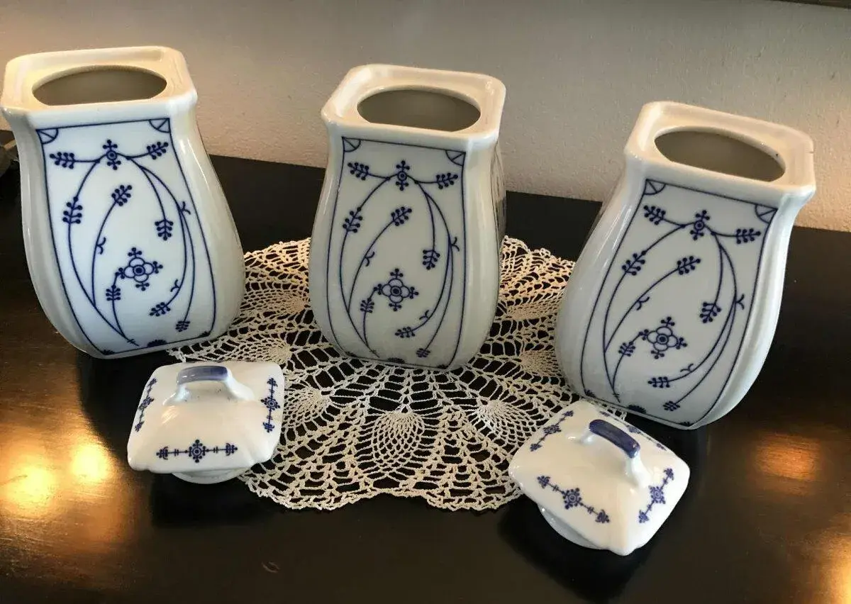 starožitne porcelanove koreničky- dozy na rozlične a sol
