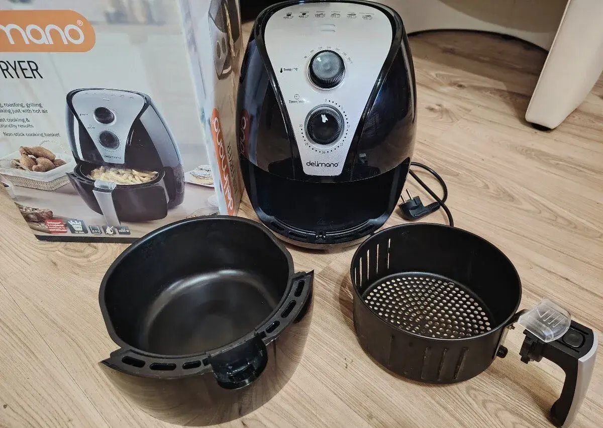 Teplovzdusná fritéza