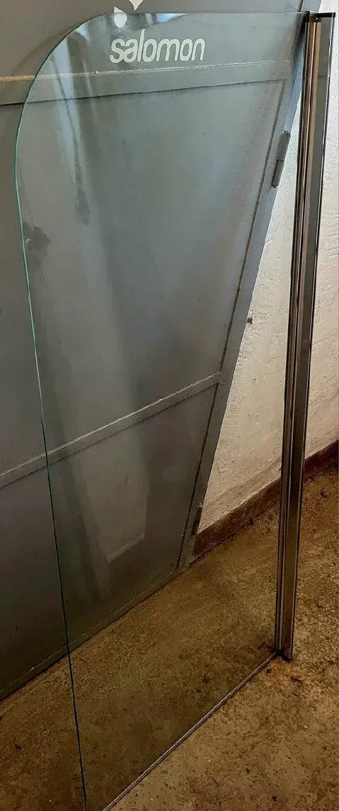 Vaňová zástena SAT 150x70 cm v chrómovom prevedení
