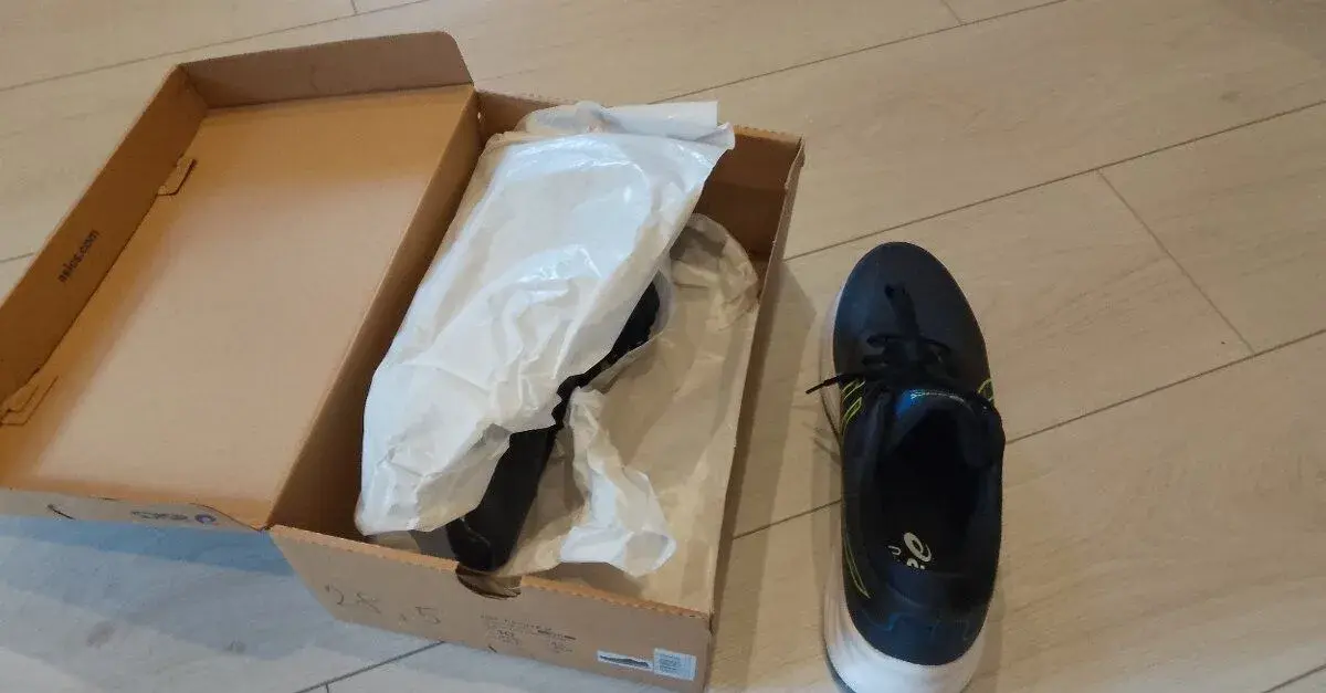 sportova obuv asics