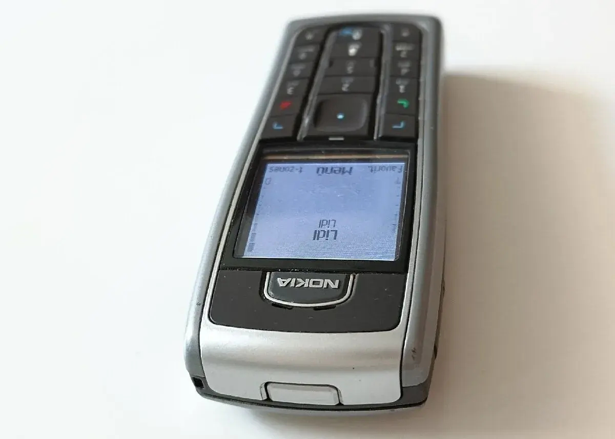 Nokia 6230