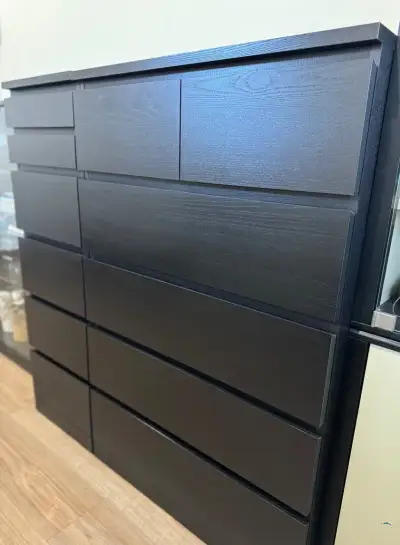 Komody Ikea MALM Top stav