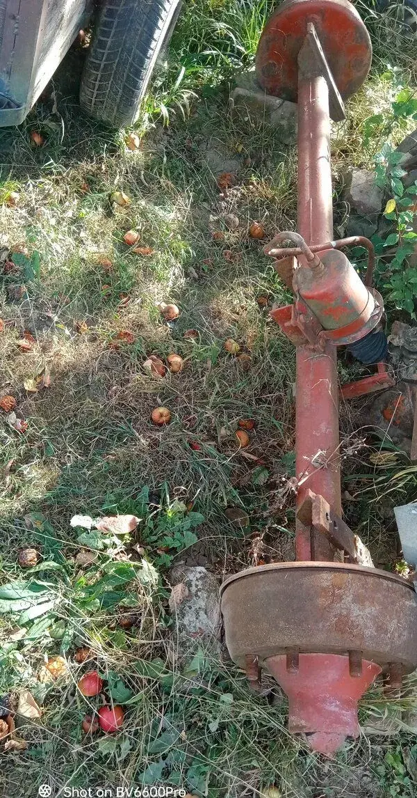 Náprava na vlečky brzdena