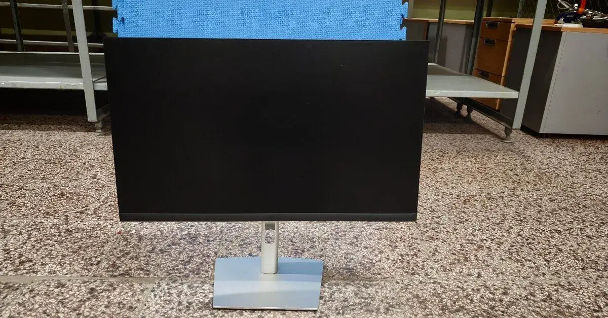 24" monitor Dell P2422H