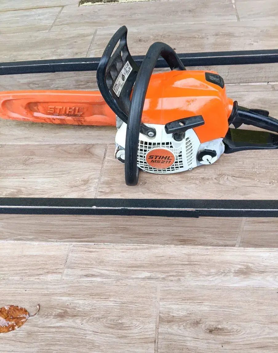 Motorovú pílu Stihl ms 211