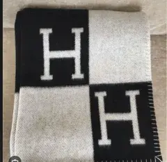 Deka HERMES