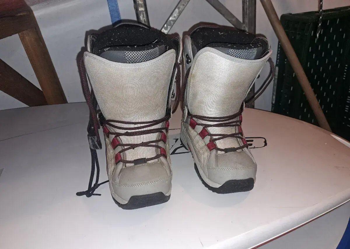 Snowboard topanky 34.5