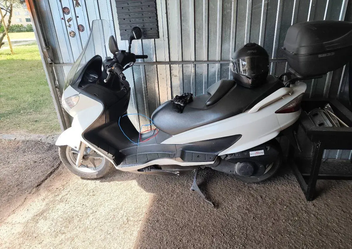 Suzuki Burgman 125