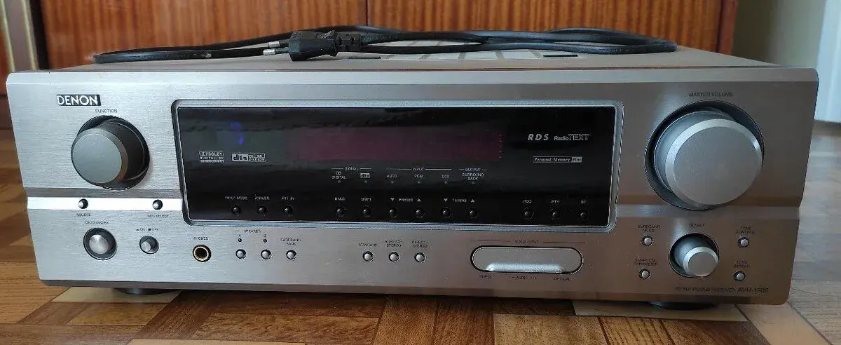 Denon AVR 1905