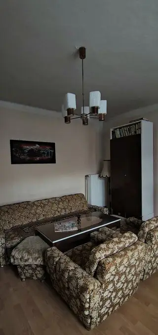 Obývacia skriňa + sedačky
