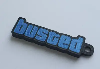 Busted - kľúčenka