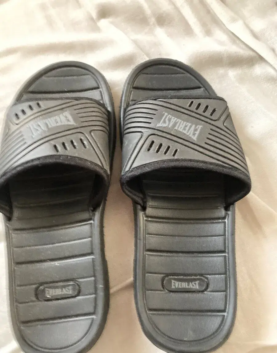 Nové čierne šlapky Everlast veľ. 37