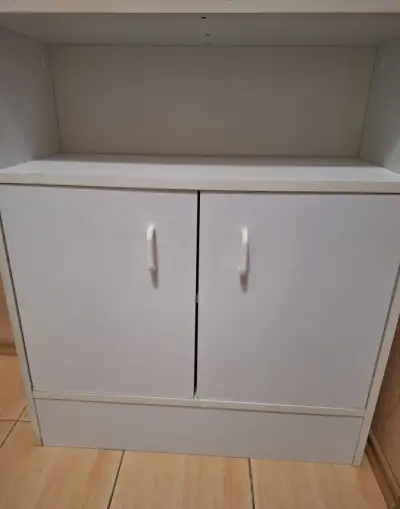 Skrinka do kúpeľne