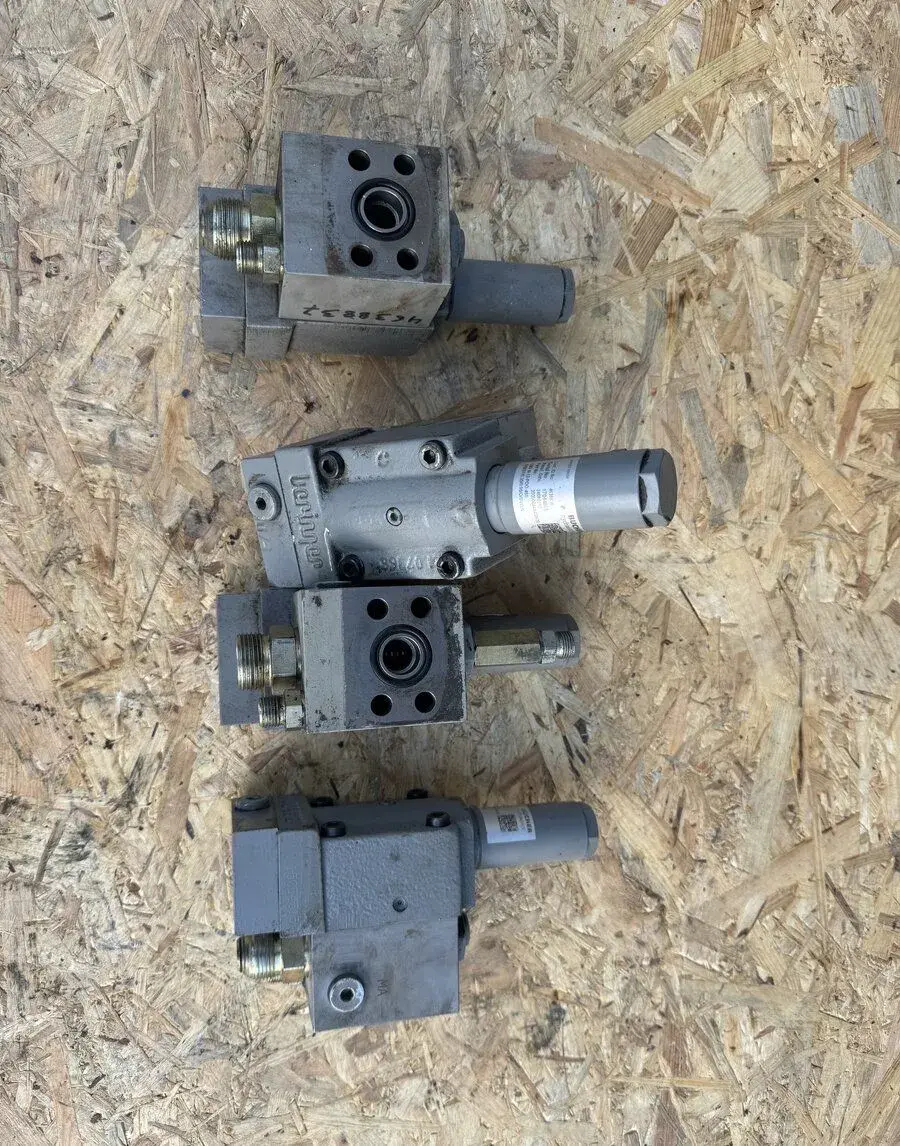 Hydraulicky regulator tlaku