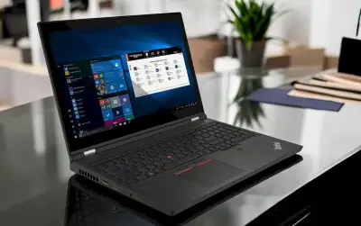 Lenovo ThinkPad P15 G1:Core i7 10850H,128GB,1TB,RTX3000 6GB