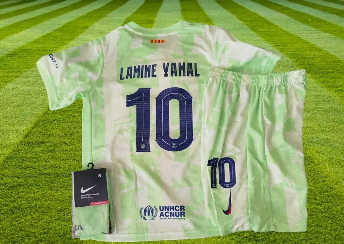 dres YAMAL FC Barcelona x Travis Scott krikľavozelený
