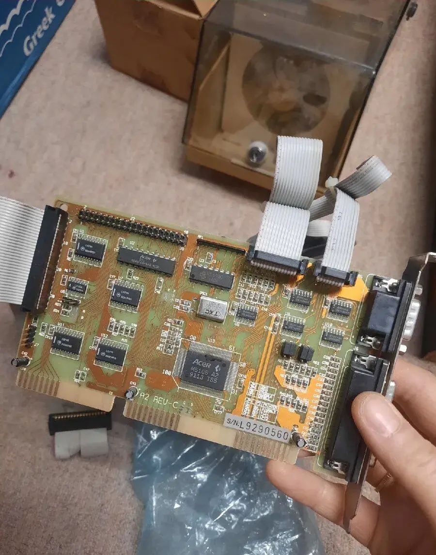 Retro radič Acer M5105 A2