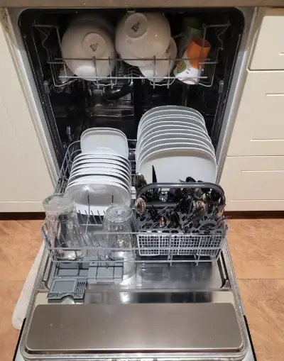 Ako nová vstavaná umývačka riadu Zanussi ZDT24001FA (60 cm)