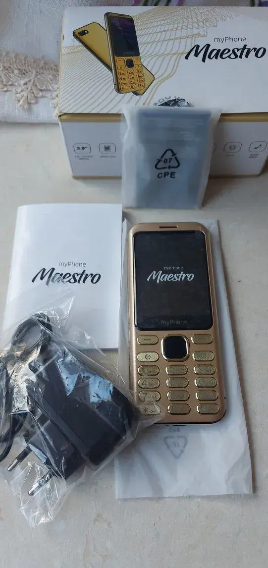 Maestro telefón