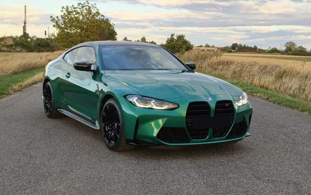PRENÁJOM BMW M4 competition