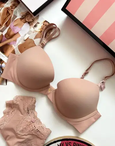 Victoria’s Secret push-up podprsenka 75C