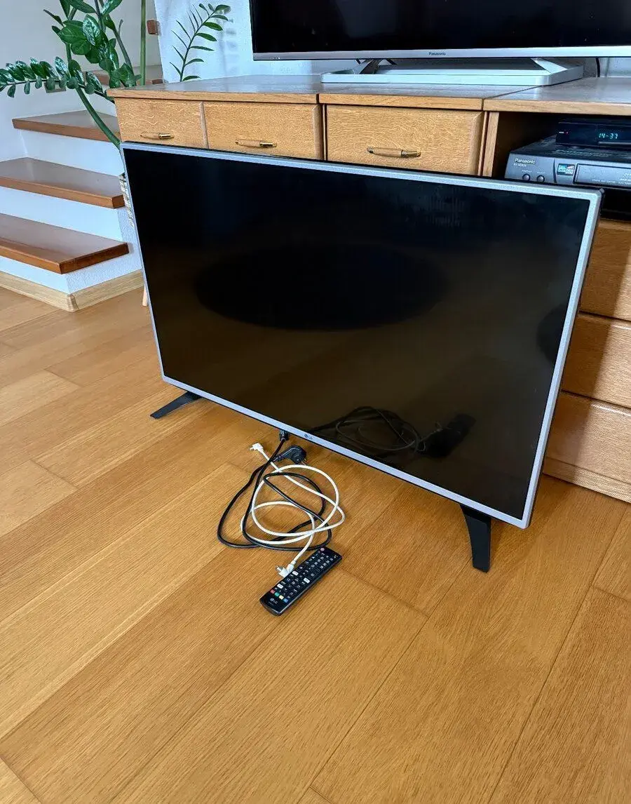 LG 43” Full HD TV – LG 43LX310C-ZA, plne funkčný