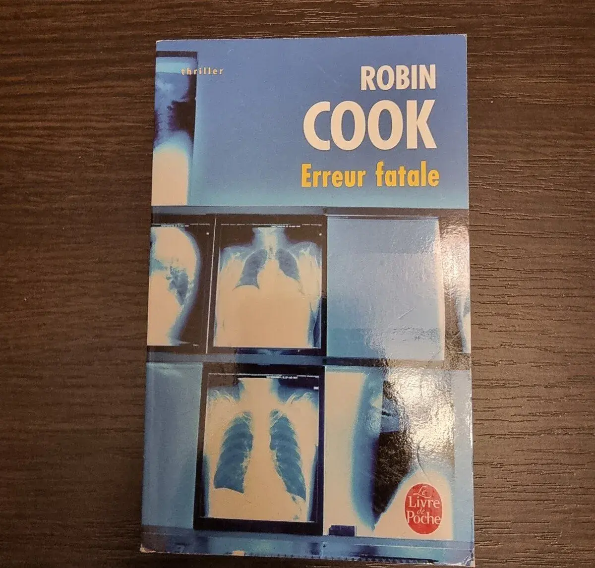 3x Robin Cook (francúzsky)