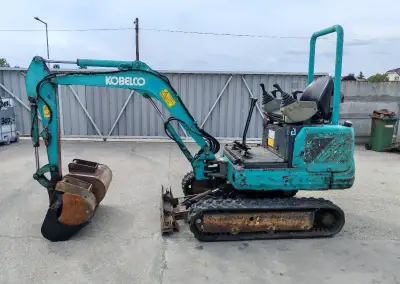 Mini bager Kobelco sk017
