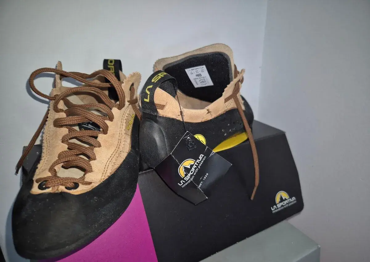 lezečky LA SPORTIVA Mythos NOVÉ