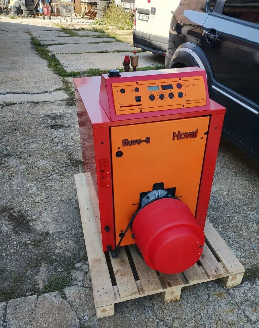 Kotol na olej , naftu - Hoval 25 kw
