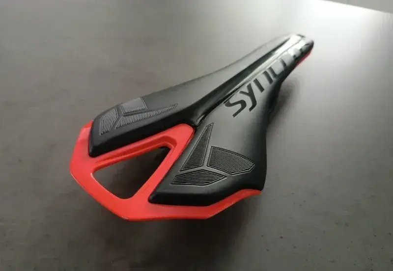 Sedlo Syncros RR2.0