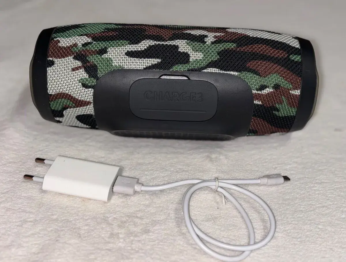 Bluetooth reproduktor JBL Charge 3