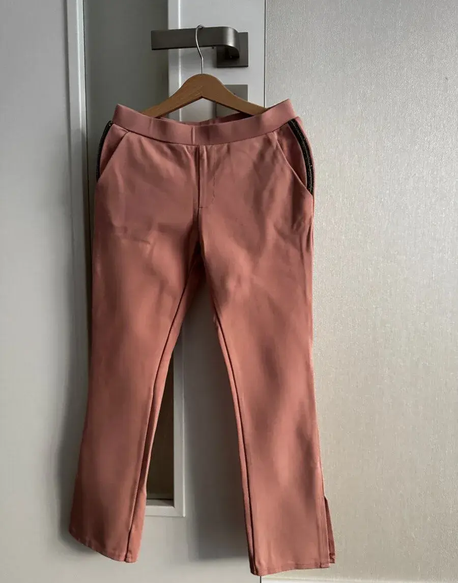 Štýlové staroružové nohavice GUESS s kamienkami