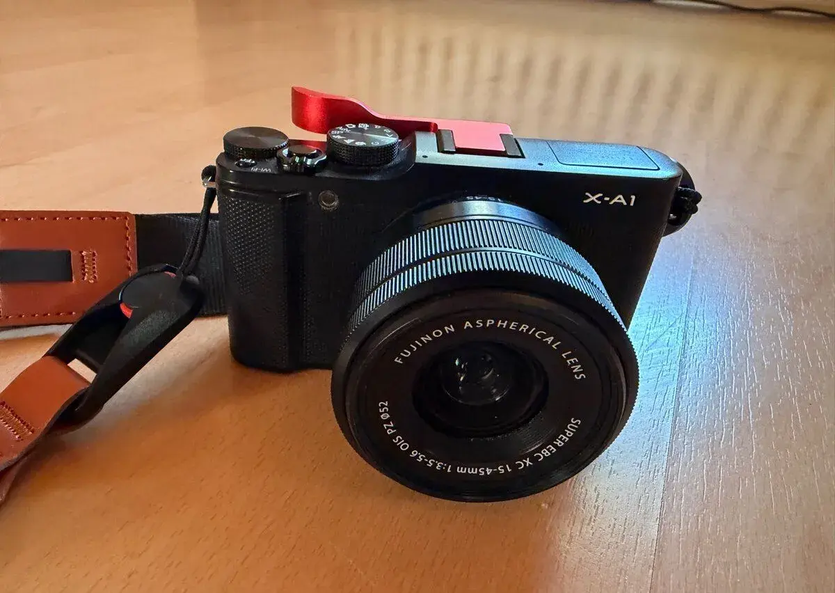 Bezzrkadlovku Fujifilm X-A1
