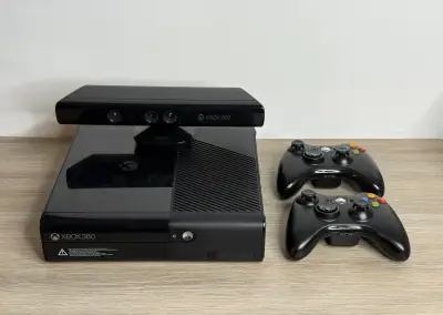 🎮 Xbox 360 E - kompletný set