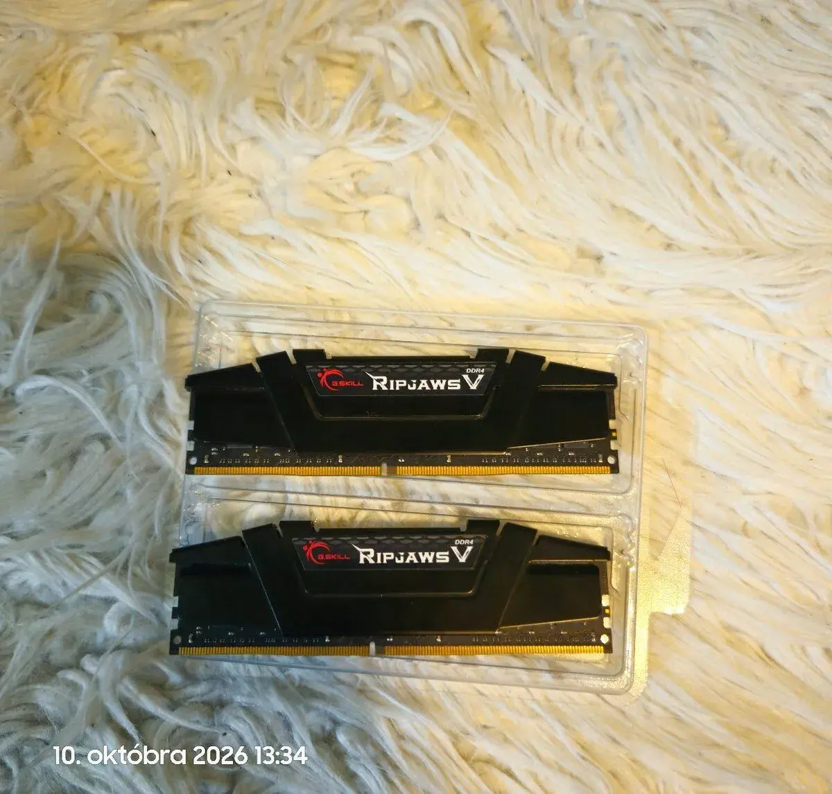 G.SKILL 16 GB KIT DDR4 3200 MHz CL16 Ripjaws V