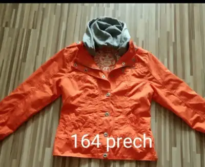 Prechodna predlzena vetrovka 164