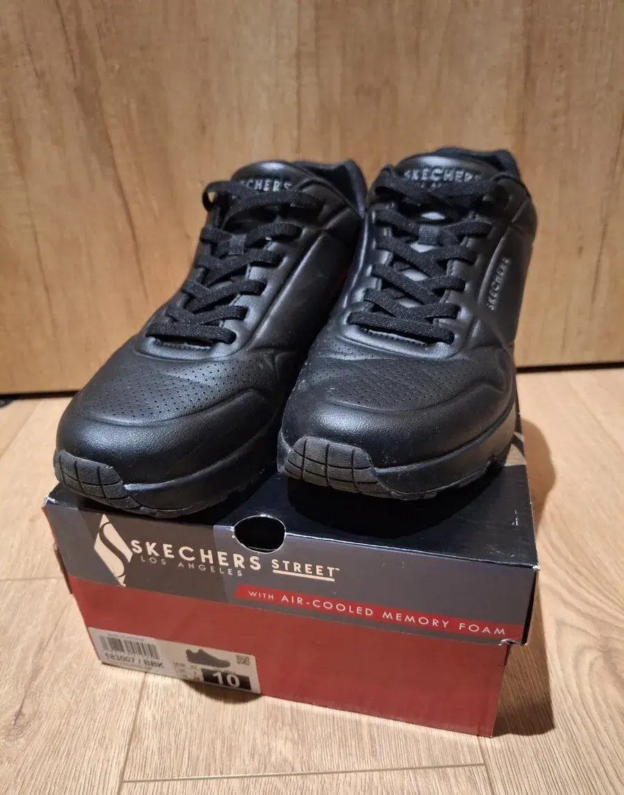 Skechers Uno Tailored Air velkost 43