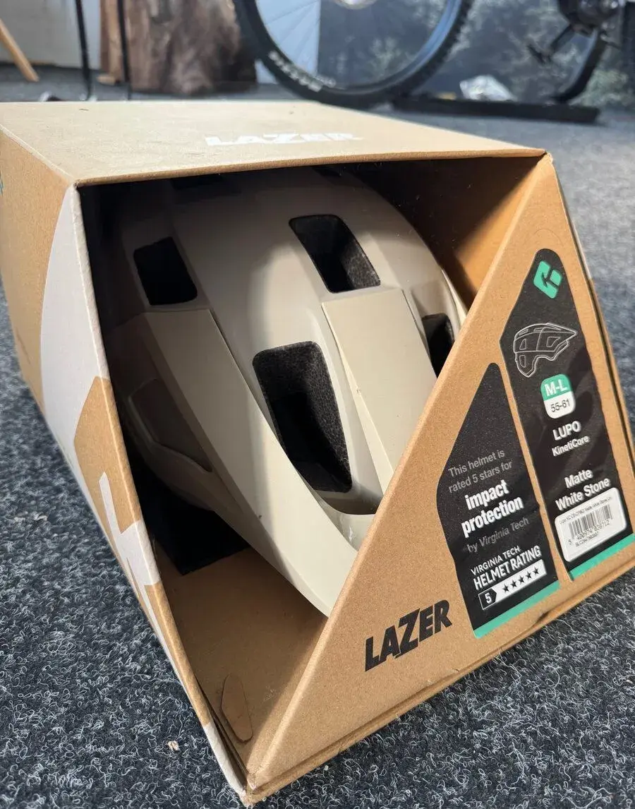 Prilba Enduro Lazer LUPO KinetiCore M-L