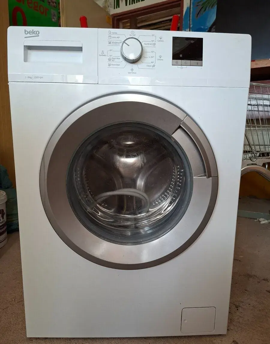 BEKO WUE6511BS práčka 1-6kg, 1000rpm