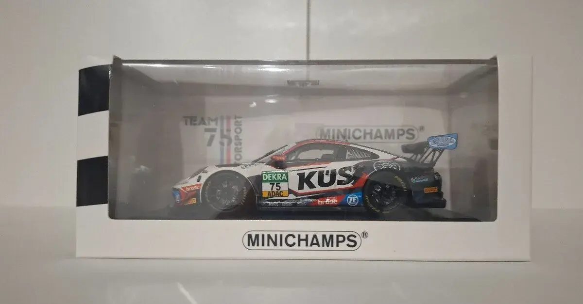 Modely aut Minichamps Porsche 911 GT3 R 1 z 333 ks