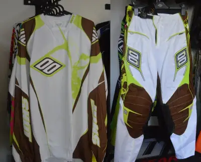 originálny kvalitný elite shot dres nohavice.