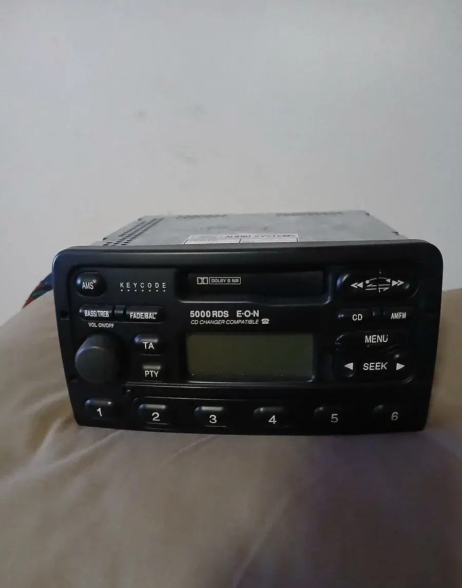 Autoradio do Fordu
