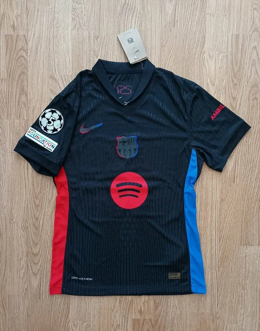 Barcelona 24/25 Away