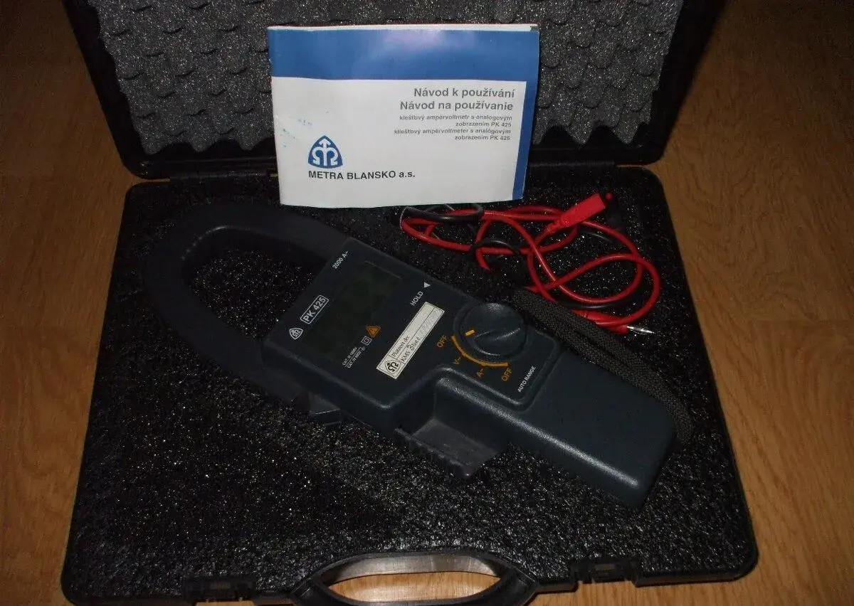 Kliešťový ampérvoltmeter s analog. zobraz. PK 425
