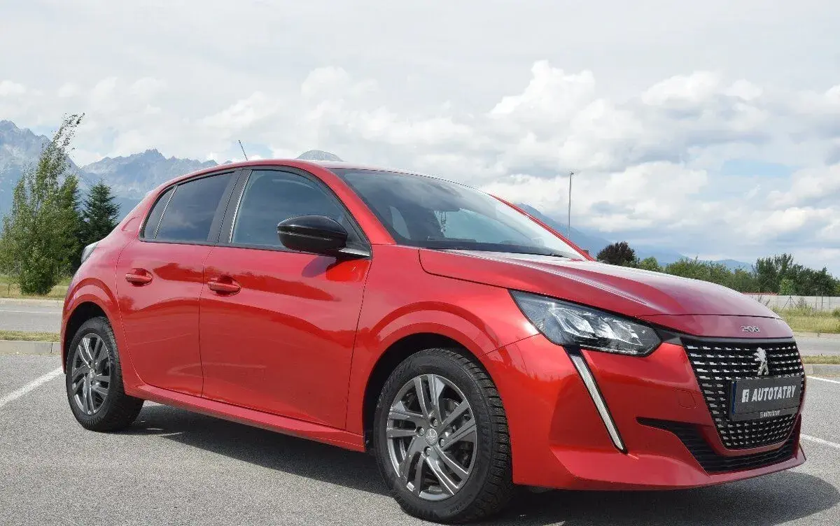 Peugeot 208 – 2022, 21 299 km
