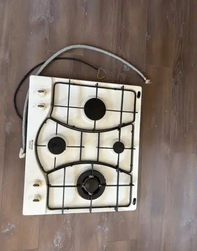 Ariston plynová varná doska retro styl