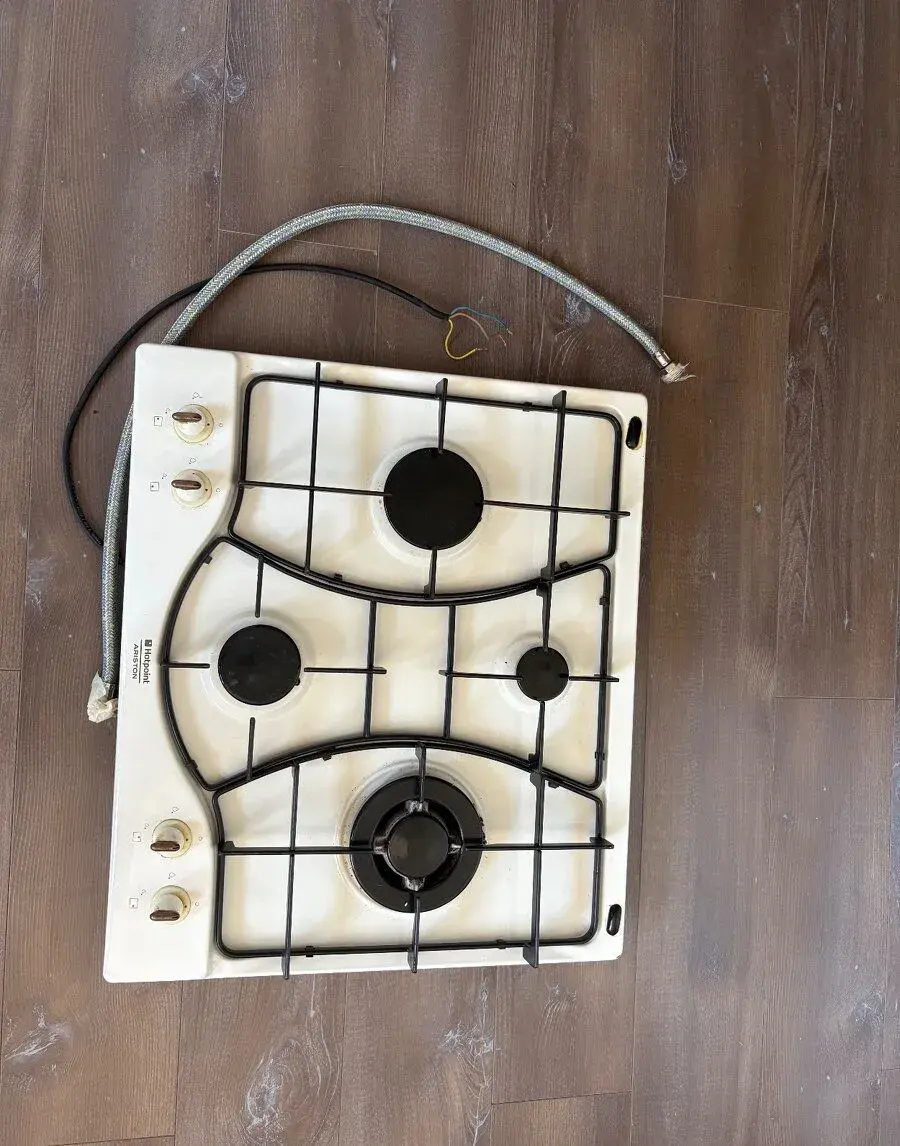 Ariston plynová varná doska retro styl
